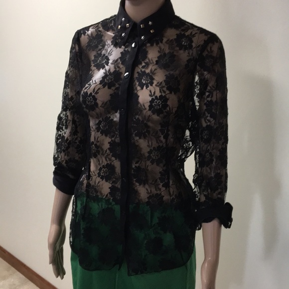 Lace floral pattern blouse LAST CHANCE - Picture 1 of 5